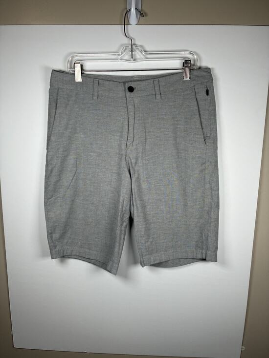 Lululemon Other - Lululemon Commission Shorts 32 Gray Qwick Oxford 11 Relaxed Fit Mens Golf Chino